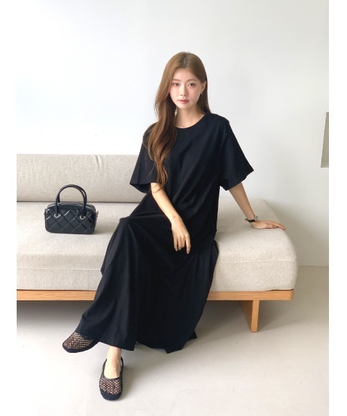 MINS MINIS(ミンスミニス)の「デイリークルーネックワンピース(ワンピース・レディース・ベージュ/ブラック・FREE)」の19枚目の写真