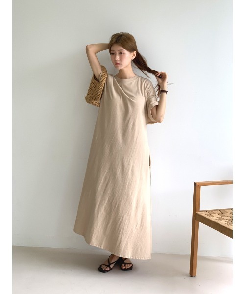 MINS MINIS(ミンスミニス)の「デイリークルーネックワンピース(ワンピース・レディース・ベージュ/ブラック・FREE)」の6枚目の写真