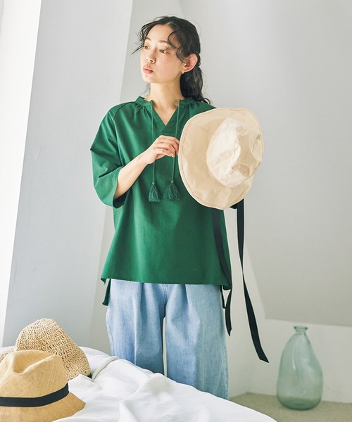 and myera(アンド マイラ)の「and myera タッセルブラウス(シャツ/ブラウス・レディース・ネイビー/グリーン/レッド・M/L/S)」の5枚目の写真