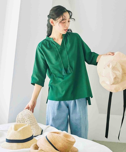 and myera(アンド マイラ)の「and myera タッセルブラウス(シャツ/ブラウス・レディース・ネイビー/グリーン/レッド・M/L/S)」の4枚目の写真