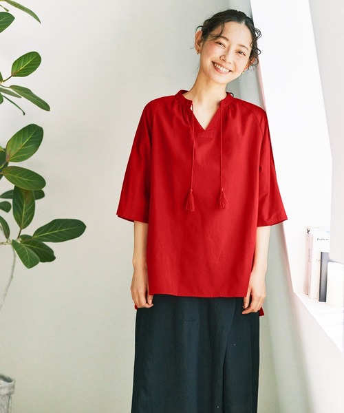 and myera(アンド マイラ)の「and myera タッセルブラウス(シャツ/ブラウス・レディース・ネイビー/グリーン/レッド・M/L/S)」の15枚目の写真
