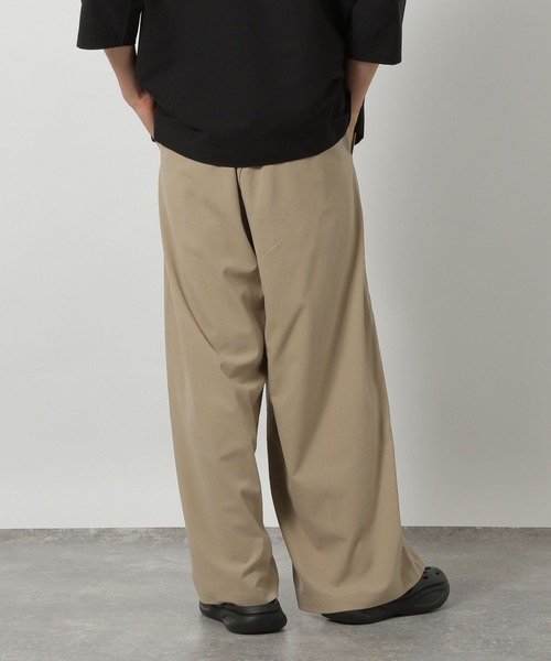 LAKOLE（ラコレ）の「ダブルニーワイドパンツ / 572112（その他パンツ・メンズ・ベージュ/ブラック・LARGE/MEDIUM）」の13枚目の写真