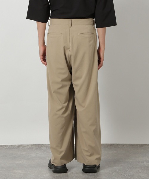 LAKOLE（ラコレ）の「ダブルニーワイドパンツ / 572112（その他パンツ・メンズ・ベージュ/ブラック・LARGE/MEDIUM）」の10枚目の写真