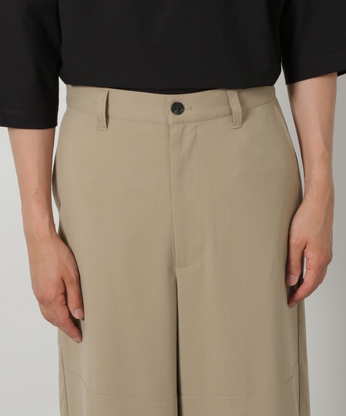LAKOLE（ラコレ）の「ダブルニーワイドパンツ / 572112（その他パンツ・メンズ・ベージュ/ブラック・LARGE/MEDIUM）」の9枚目の写真
