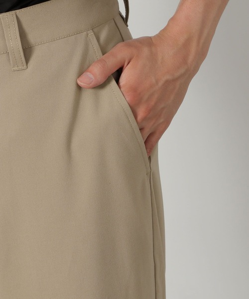 LAKOLE（ラコレ）の「ダブルニーワイドパンツ / 572112（その他パンツ・メンズ・ベージュ/ブラック・LARGE/MEDIUM）」の8枚目の写真