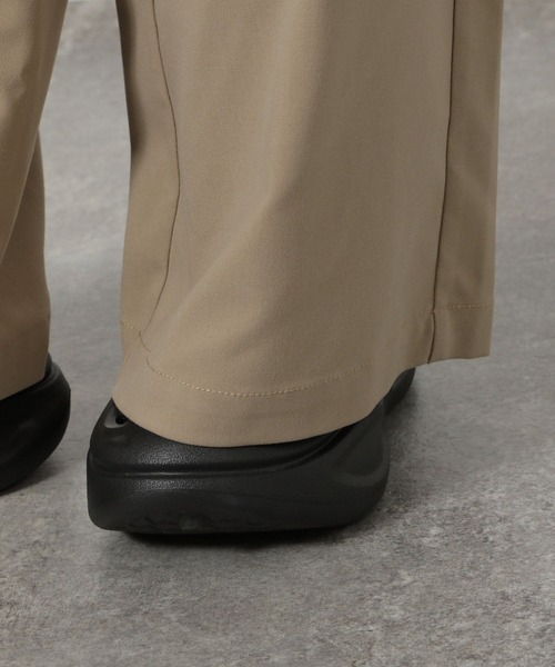 LAKOLE（ラコレ）の「ダブルニーワイドパンツ / 572112（その他パンツ・メンズ・ベージュ/ブラック・LARGE/MEDIUM）」の7枚目の写真