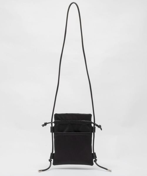 EDITA.(エディータ)の「Round pocket shoulder bag 男女兼用 / ショルダーバッグ(ショルダーバッグ・レディース・ブラック/グレー・FREE)」の14枚目の写真