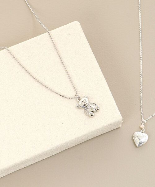 MAJESTIC LEGON（マジェスティックレゴン）の「アソートモチーフネックレス（ネックレス・レディース・A/B・FREE）」の6枚目の写真