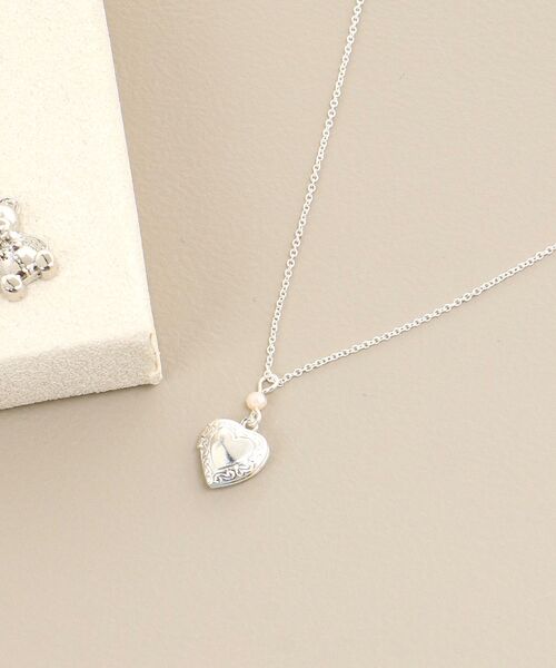 MAJESTIC LEGON（マジェスティックレゴン）の「アソートモチーフネックレス（ネックレス・レディース・A/B・FREE）」の7枚目の写真