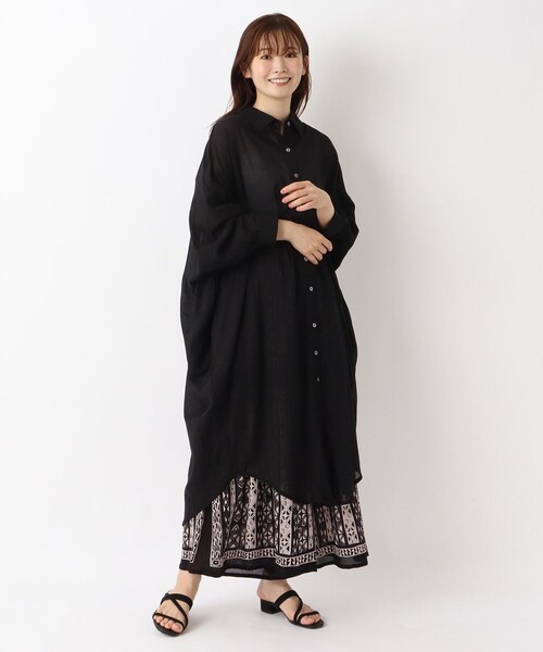 one'sterrace(ワンズテラス)の「リゾート ボイル前開きロングシャツ(シャツ/ブラウス・レディース・ブラック系8/ネイビー系5/アイボリー系8/カーキ系5・02)」の9枚目の写真