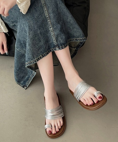 Miniministore(ミニミニストア)の「トングサンダル コードストラップサンダル(サンダル・レディース・ブラウン/シルバー/ブラック/ゴールド・22.5cm/23.0cm/23.5cm/24.0cm/24.5cm)」の13枚目の写真