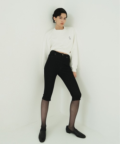 CLANE（クラネ）の「LOGO SHORT SWEAT TOPS（スウェット・レディース・ブラック/グレー/ホワイト・1/2）」の2枚目の写真