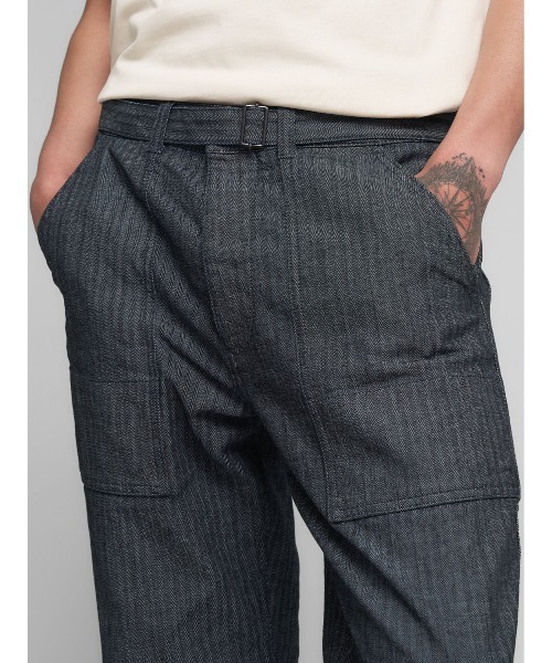 REPLAY(リプレイ)の「ヘリンボーン デニムパンツ(セットアップ)(デニムパンツ・メンズ・ダークブルー・W28xL32/W30xL32/W34xL32)」の5枚目の写真