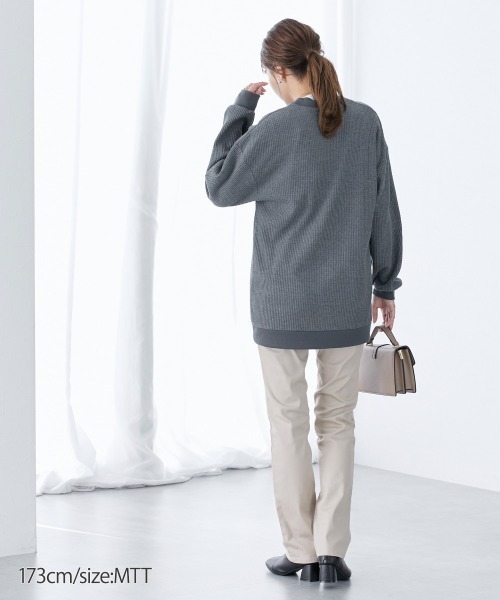 slattgir（スラットジール）の「高身長　ワッフル素材ロング丈カットソーカーディガン（UVカット）（トールサイズ）（カーディガン/ボレロ・レディース・ベージュ/ブラック/チャコールグレー・TM/TL/TLL/T3L/T4L/T5L）」の14枚目の写真