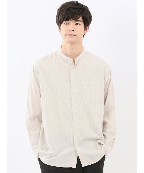 m.f.editorial（エムエフエディトリアル）の「シャツ メンズ 長袖 シャンブレー ストライプ バンドカラー ややゆったり ルーズフィット 胸ポケット レーヨン混（シャツ/ブラウス・メンズ・ベージュ/ネイビー・MEDIUM/LARGE/X-LARGE）」の2枚目の写真
