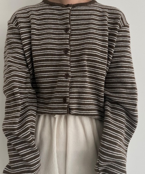 lawgy（ラウジー）の「horizontal stripe crew neck cardigan / ホリゾンタルストライプクルーネックカーディガン（カーディガン/ボレロ・レディース・ブラウン/グレー/スカイブルー・FREE）」の9枚目の写真