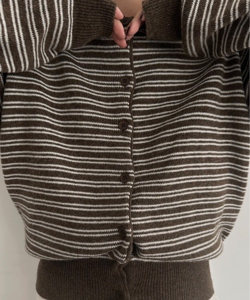 lawgy（ラウジー）の「horizontal stripe crew neck cardigan / ホリゾンタルストライプクルーネックカーディガン（カーディガン/ボレロ・レディース・ブラウン/グレー/スカイブルー・FREE）」の10枚目の写真