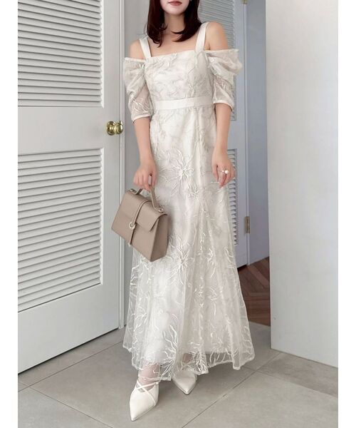 dazzlin（ダズリン）の「ラメ刺繍チュール2WAYスリーブドレス（ドレス・レディース・アイボリー/ベージュ/ピンク・SMALL/MEDIUM）」の4枚目の写真