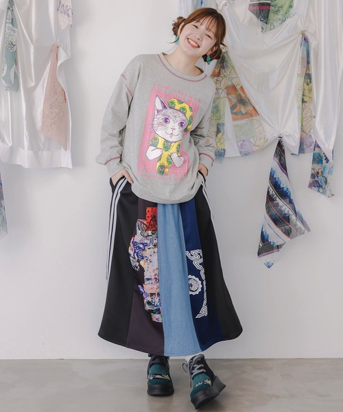 ScoLar（スカラー）の「153637：ロゴコラージュ柄 デニム×ジャージ切替スカート（スカート・レディース・ブラック/グレー・M）」の3枚目の写真