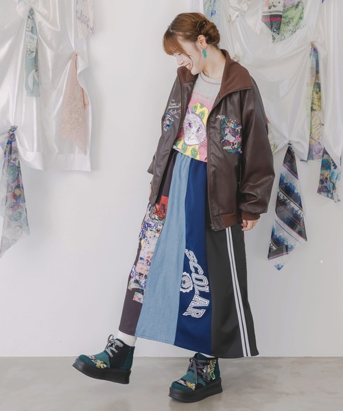 ScoLar（スカラー）の「153637：ロゴコラージュ柄 デニム×ジャージ切替スカート（スカート・レディース・ブラック/グレー・M）」の8枚目の写真