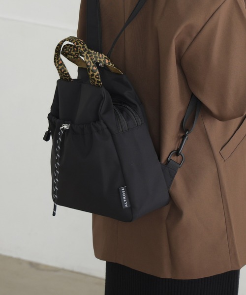 ALTROSE（アルトローズ）の「2way ボディバッグ リュック ナイロン レオパード ヒョウ柄 フォックス（バックパック/リュック・レディース・レオパード/ブラック/アイボリー/ブラック系9/グレー・FREE）」の8枚目の写真