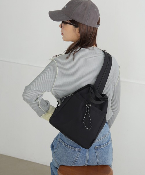 ALTROSE（アルトローズ）の「2way ボディバッグ リュック ナイロン レオパード ヒョウ柄 フォックス（バックパック/リュック・レディース・レオパード/ブラック/アイボリー/ブラック系9/グレー・FREE）」の20枚目の写真