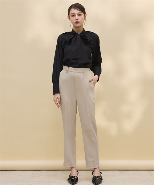 SWINGLE（スウィングル）の「ベーシックテーパードパンツ（その他パンツ・レディース・ベージュ/ネイビー/ピンク・SMALL/MEDIUM）」の10枚目の写真