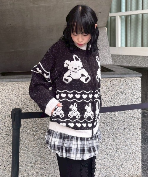 Candy Stripper(キャンディストリッパー)の「RABBIT KNIT TRACK ジャケット(その他アウター・レディース・ブラック/アイボリー/ピンク・FREE)」の11枚目の写真