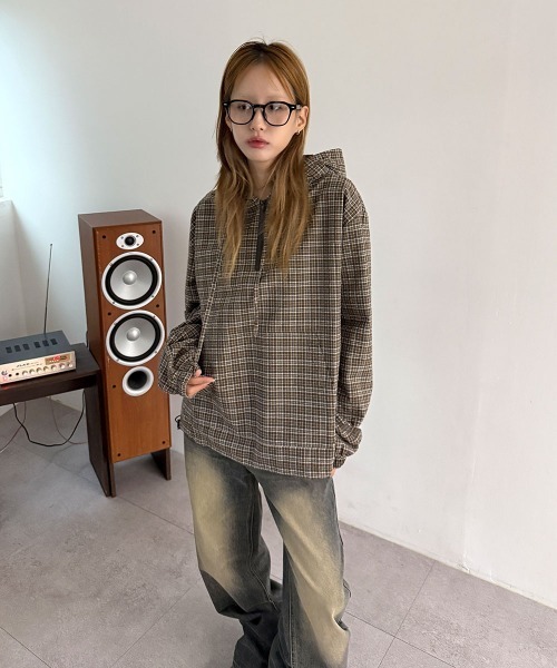 4INT.(フォイント)の「ヴィンテージ サンド ウォッシング セミ ワイド デニム パンツ(デニムパンツ・レディース・ブルー・S/M/L)」の17枚目の写真