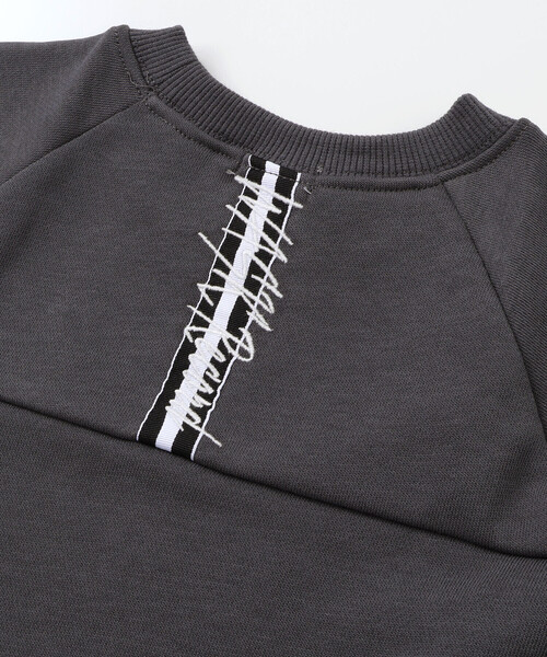 WASK（ワスク）の「ドロスト異素材トレーナー(100~160cm)（スウェット・キッズ・グレー/ベージュ・130cm/160cm/140cm/150cm）」の9枚目の写真