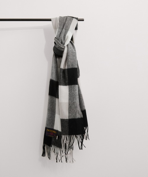 TWEED MILL（ツイードミル）の「【TWEEDMILL/ツイードミル】大判ストール（ストール/ショール・レディース・チャコールグレー/グレー/オフホワイト/ブラック系その他3/グレー系その他/ブルー系その他6/ベージュ系その他/グリーン系その他・FREE）」の21枚目の写真