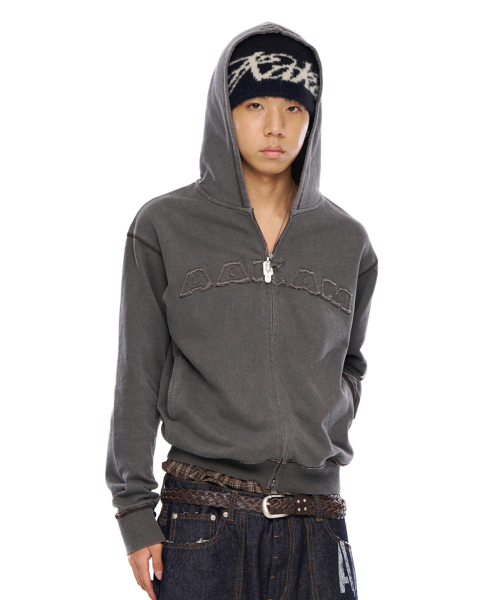 AAKAM（アーカム）の「Logo Patch Zip-Up Hoodie (Black)（パーカー・レディース・その他・1/2）」の9枚目の写真