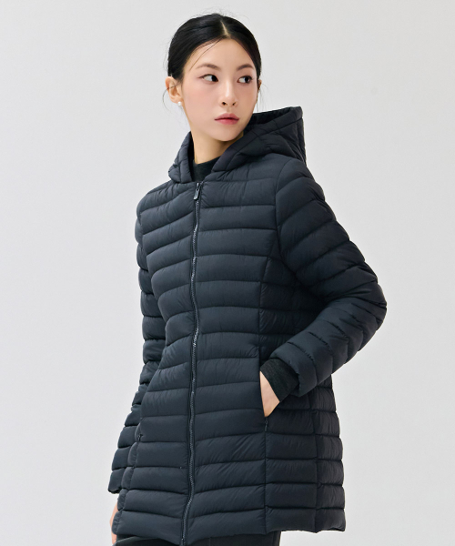 CHASECULT(チェイスカルト)の「女性 軽量 ダウン ミドル キルティング ジャンパー-DFZG4753C09(ダウンジャケット/コート・レディース・チャコールグレー・90/85/95)」の5枚目の写真