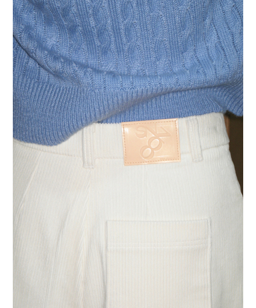 SINOON(シヌーン)の「CORDUROY HALF PANTS (IVORY)(その他パンツ・レディース・アイボリー・SMALL/MEDIUM)」の3枚目の写真