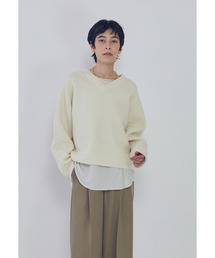 ウールナイロン畦Vネックプルオーバー