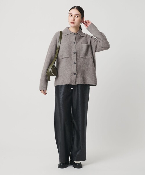 BEAUTY&YOUTH UNITED ARROWS（ビューティーアンドユースユナイテッドアローズ）の「チャイニーズラクーンブレンド ポケット シャツカーディガン（カーディガン/ボレロ・レディース・ダークグレー/グレー系/オフホワイト・FREE）」の6枚目の写真