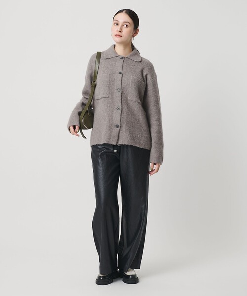 BEAUTY&YOUTH UNITED ARROWS（ビューティーアンドユースユナイテッドアローズ）の「チャイニーズラクーンブレンド ポケット シャツカーディガン（カーディガン/ボレロ・レディース・ダークグレー/グレー系/オフホワイト・FREE）」の7枚目の写真