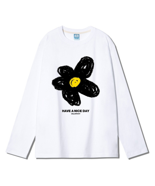 GRANFINNY(グランフィニ)の「デイジーフラワーレギュラー長袖-ホワイト(Tシャツ/カットソー・レディース・ホワイト・MEDIUM/LARGE/X-LARGE)」の1枚目の写真