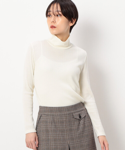 COMME CA(コムサ)の「〔TALLサイズ〕ラグウォームリブニット ハイネックプルオーバー(Tシャツ/カットソー・レディース・グレー/オフホワイト/オレンジ/ブラック/キャメル・15号/13号)」の2枚目の写真