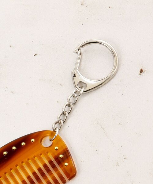 le.coeur blanc（ルクールブラン）の「O コームチャーム（キーホルダー・レディース・ブラウン/ブラック・FREE）」の19枚目の写真