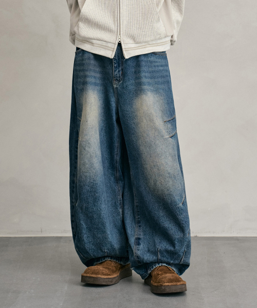 DECET(デケト)の「Balloon Wide Jeans DCPT055YLBlueB(デニムパンツ・レディース・その他・26/28/30/32/34/24)」の5枚目の写真