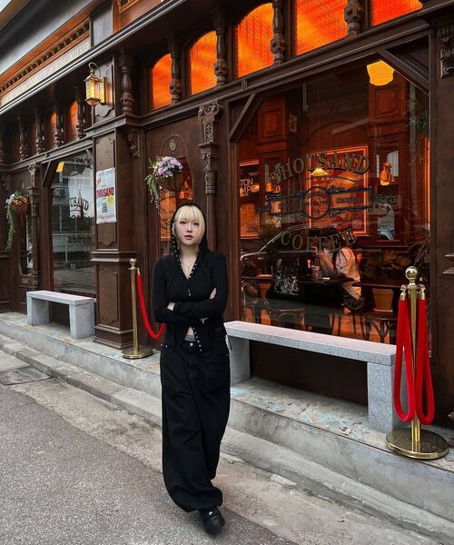 DECET(デケト)の「Balloon Wide Jeans DCPT055YLBlueB(デニムパンツ・レディース・その他・26/28/30/32/34/24)」の17枚目の写真