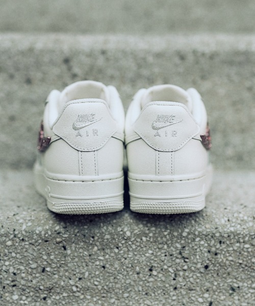 W AIR FORCE 1 '07 LX IF1686-161（スニーカー）｜NIKE（ナイキ）の