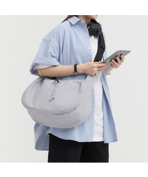 D.LAB（ディラップ）の「ネディアラウンドストリングクロスバッグ - グレー（メッセンジャーバッグ）」