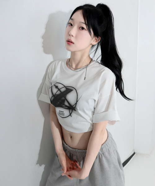 JUSTHANG(ジャストハング)の「オーバーサイズ ニュークリアロゴ ホワイト 半袖(Tシャツ/カットソー・レディース・その他・MEDIUM/LARGE/X-LARGE)」の1枚目の写真