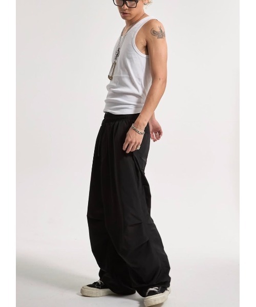CREO STORE(クレオストア)の「【IAMU】Nylon Cargo Pants ナイロンイージーワイドパンツ(ユニセックス)(その他パンツ・レディース・ブラック・FREE)」の8枚目の写真