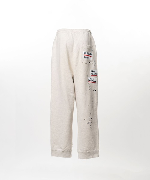 Maison MIHARA YASUHIRO(メゾンミハラヤスヒロ)の「Embellished Sticker Sweat Pants(スウェットパンツ・メンズ・ブラック/ホワイト・46/44/48)」の3枚目の写真