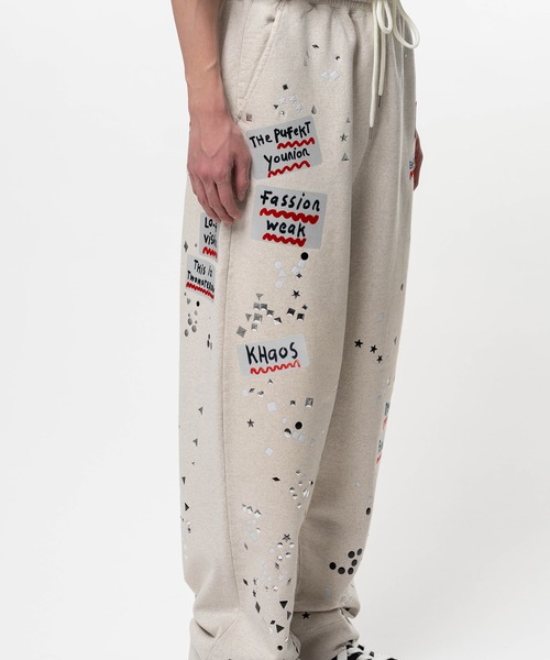 Maison MIHARA YASUHIRO(メゾンミハラヤスヒロ)の「Embellished Sticker Sweat Pants(スウェットパンツ・メンズ・ブラック/ホワイト・46/44/48)」の9枚目の写真