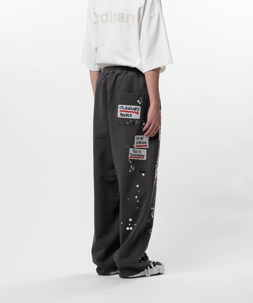 Maison MIHARA YASUHIRO(メゾンミハラヤスヒロ)の「Embellished Sticker Sweat Pants(スウェットパンツ・メンズ・ブラック/ホワイト・46/44/48)」の14枚目の写真