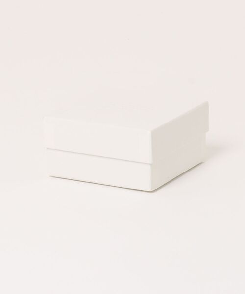 Maison Margiela(メゾンマルジェラ)の「CUFF(ブレスレット・レディース・シルバー・3)」の4枚目の写真